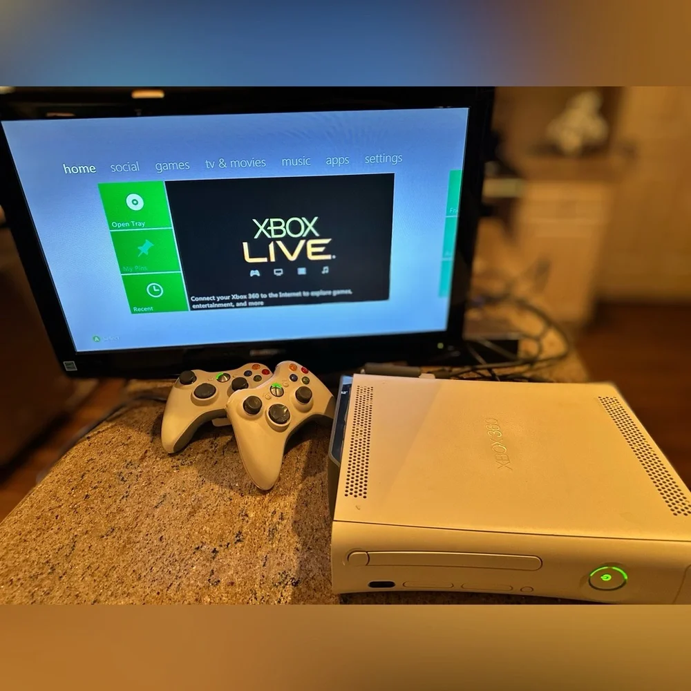Microsoft Xbox 360 Console 60GB Hdd Bundle Tested